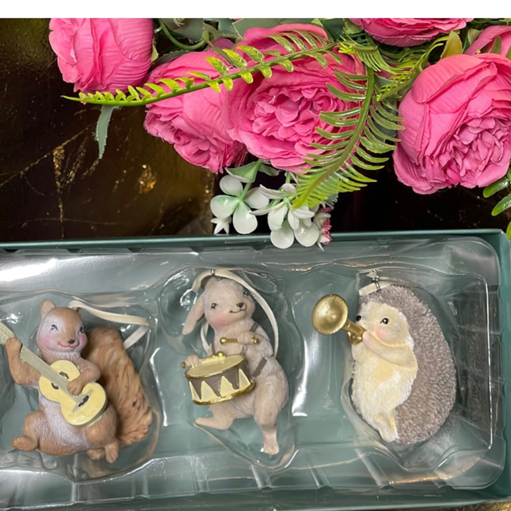 Rachel Ashwell Set Of 3 Musical Woodland Animals Ornaments, NIB - Picture 3 of 9